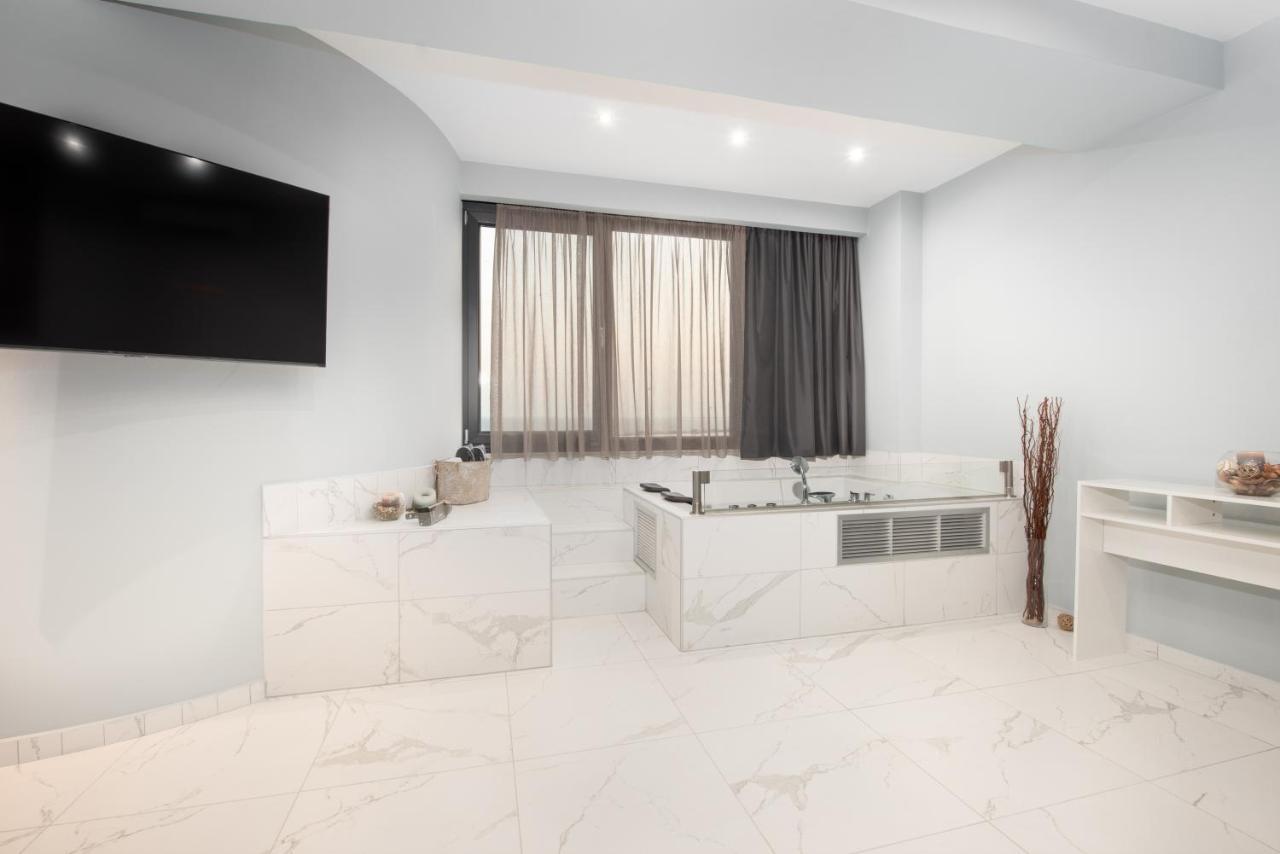 Sea & City Luxury Suite Thessaloniki Exterior foto